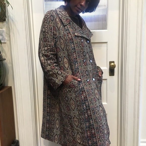 vintage tapestry winter coat - Picture 5 of 5